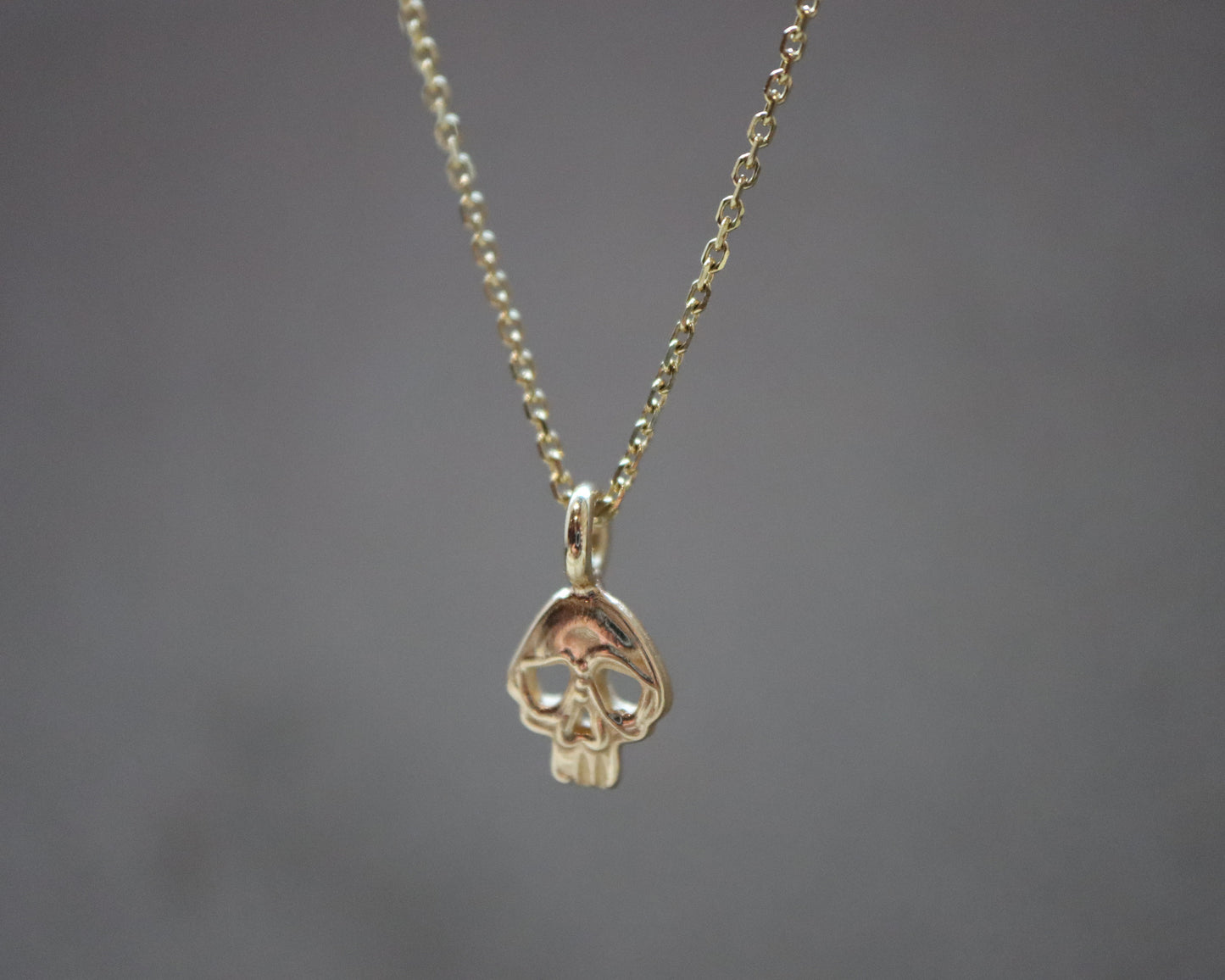 Petite Golden Skull